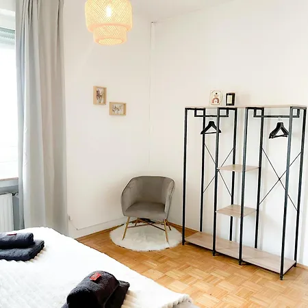 Comfort - Wohndomizil Mit Balkon, Buero Und Netflix