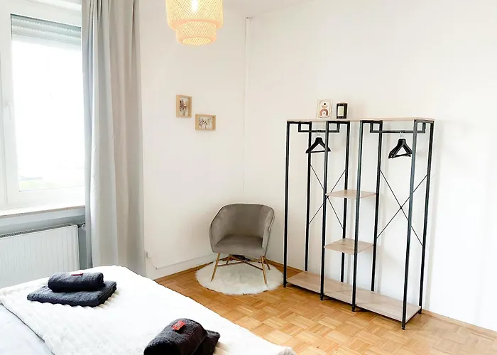 Comfort - Wohndomizil Mit Balkon, Buero Und Netflix